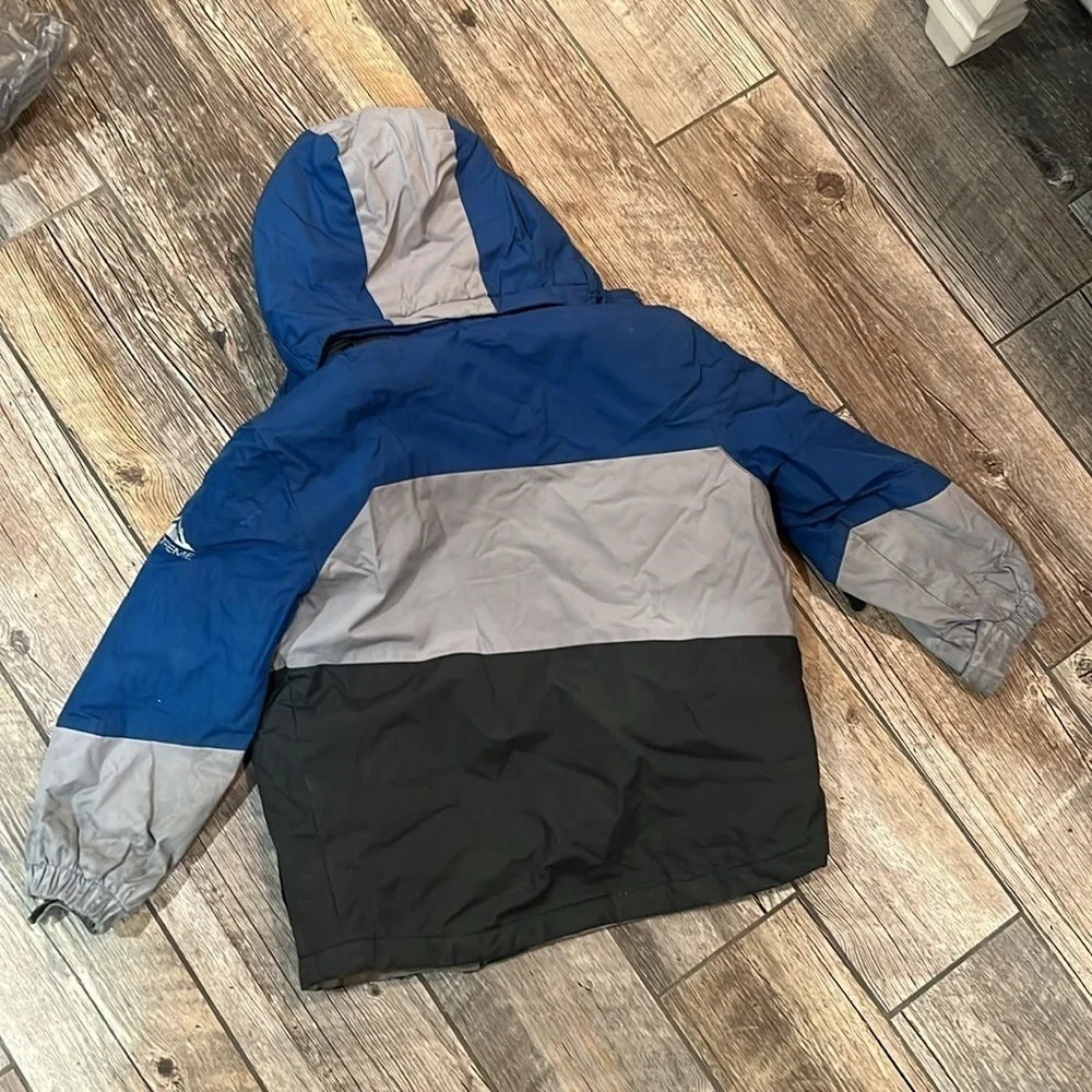 Coat​​​​